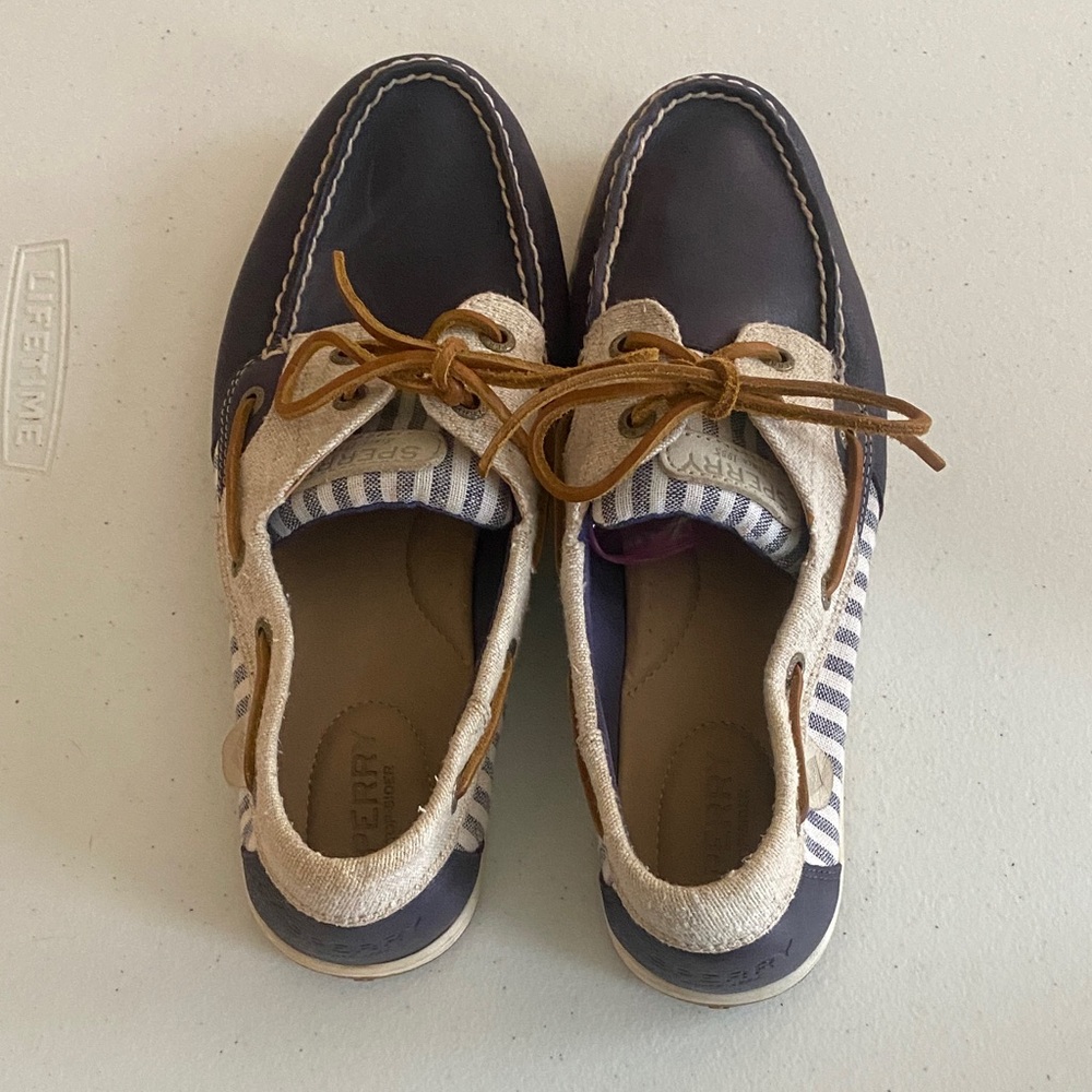 Sperry Navy and Tan Flats